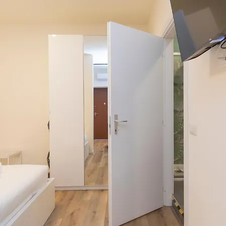 Appartamento I Host - Pomponazzi Iris Milano